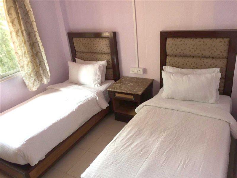 The Byke Studio Pure Veg Apartment, Thane Buitenkant foto