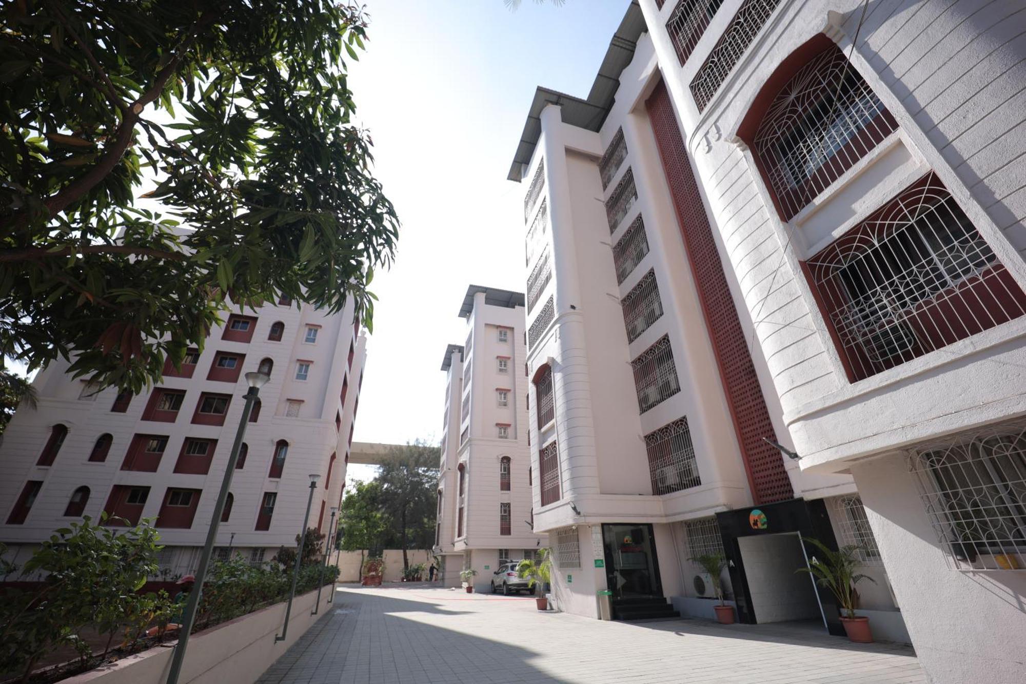 The Byke Studio Pure Veg Apartment, Thane Buitenkant foto